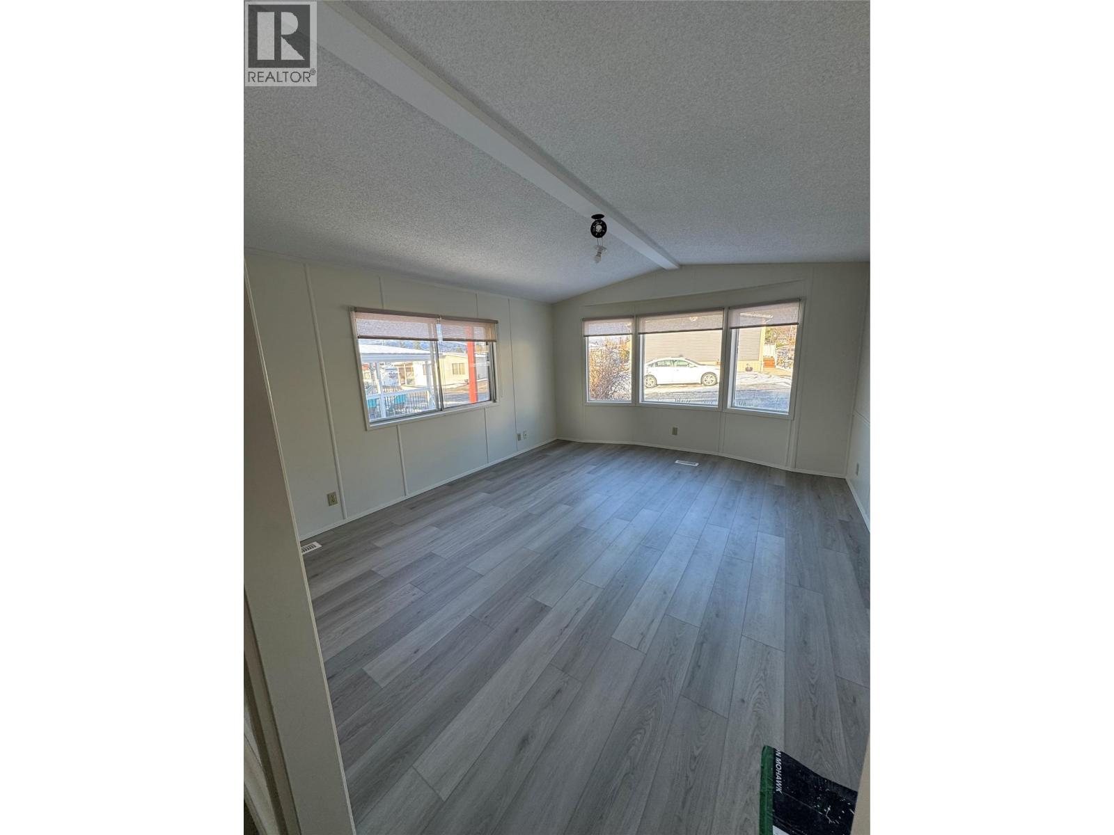 1600 43 Avenue Unit# 32, Vernon, British Columbia  V1T 9G6 - Photo 20 - 10364709