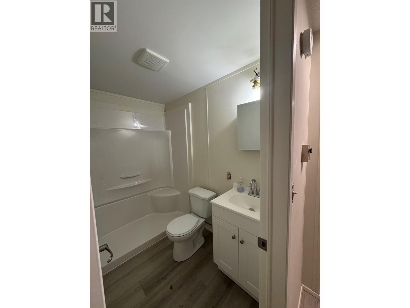 1600 43 Avenue Unit# 32, Vernon, British Columbia  V1T 9G6 - Photo 32 - 10364709