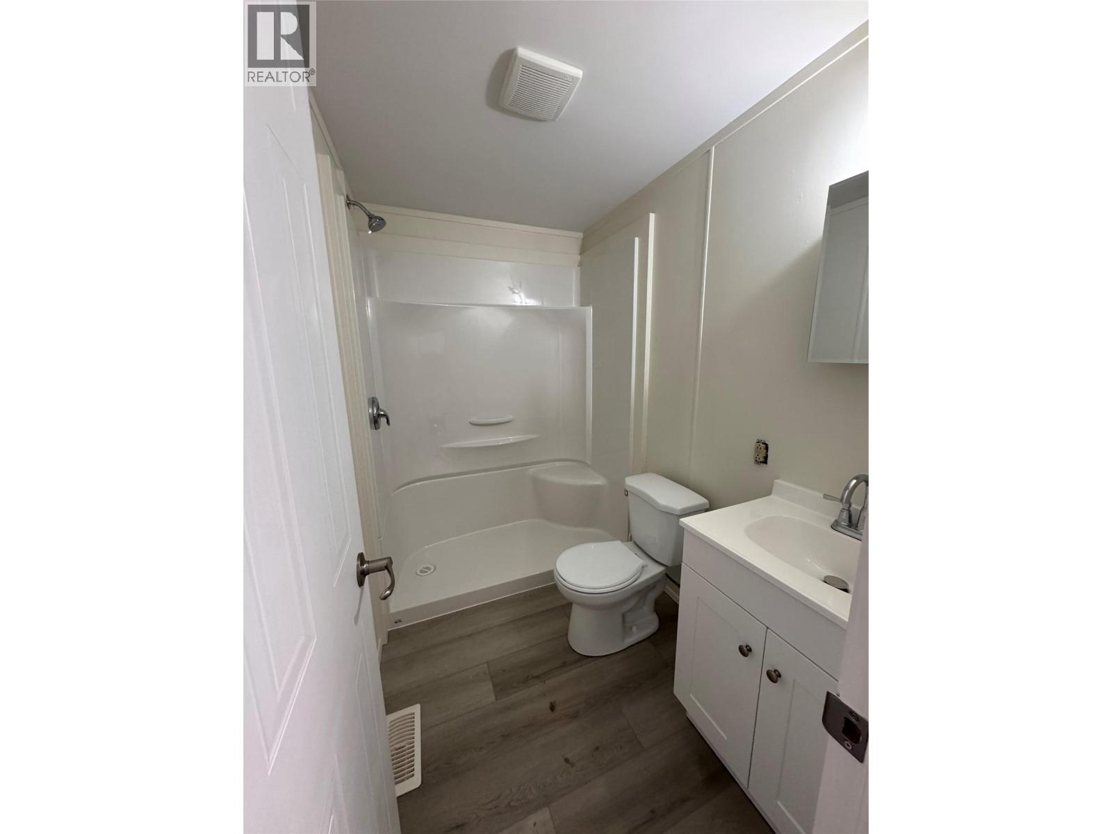 1600 43 Avenue Unit# 32, Vernon, British Columbia  V1T 9G6 - Photo 33 - 10364709