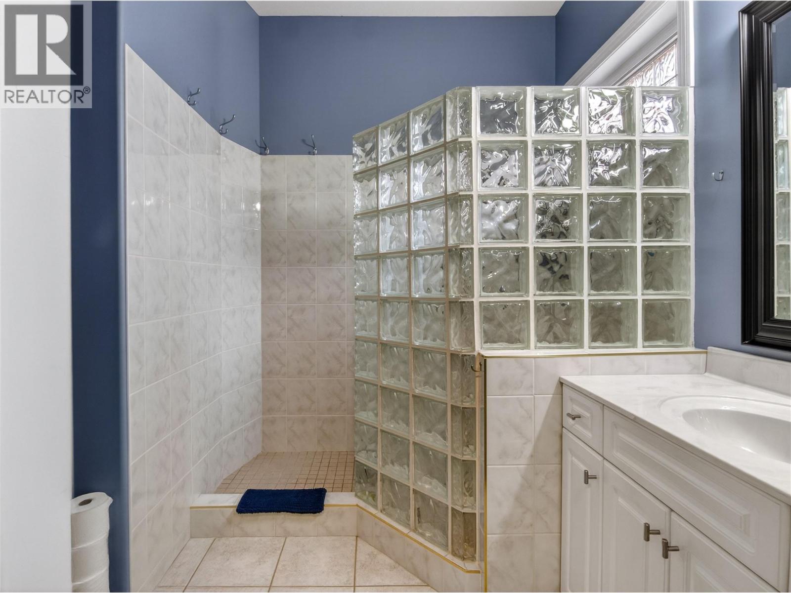 3980 Finnerty Road, Penticton, British Columbia  V2A 8W2 - Photo 43 - 10371506