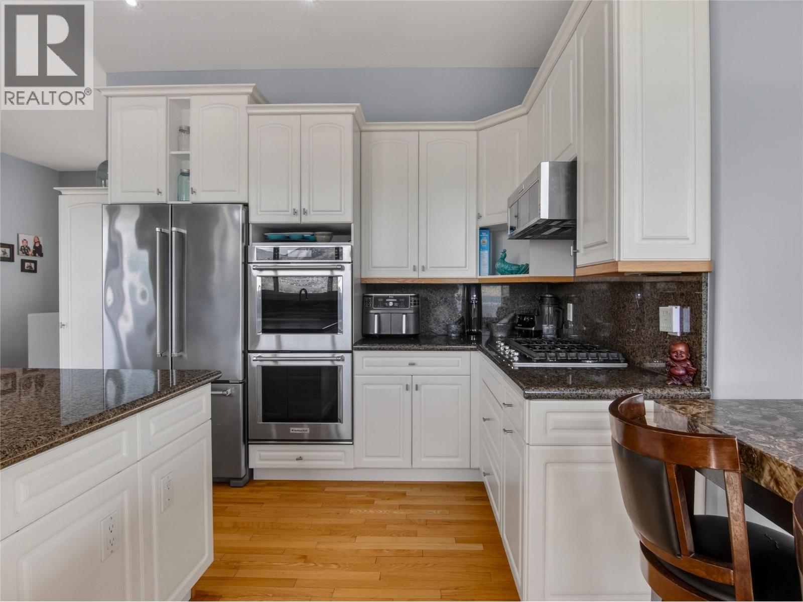 3980 Finnerty Road, Penticton, British Columbia  V2A 8W2 - Photo 6 - 10371506