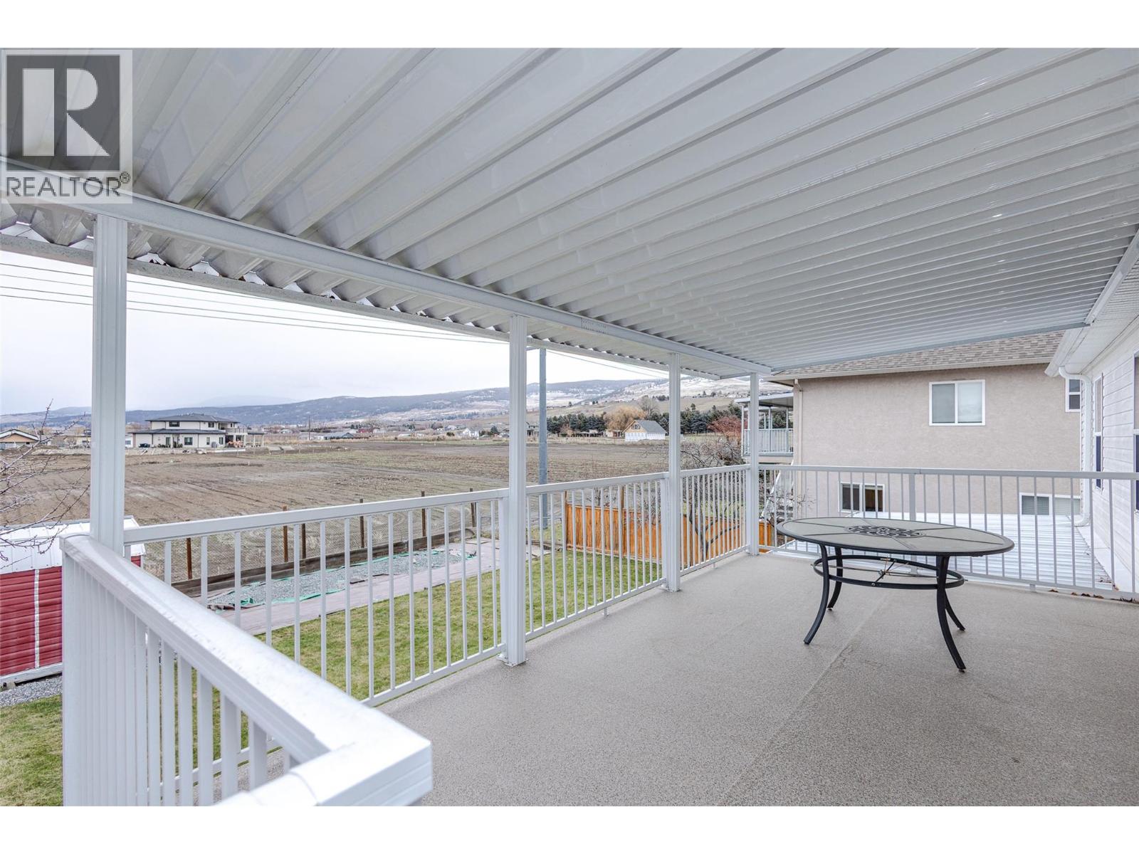 540 Klassen Road, Kelowna, British Columbia  V1X 7P3 - Photo 28 - 10372614