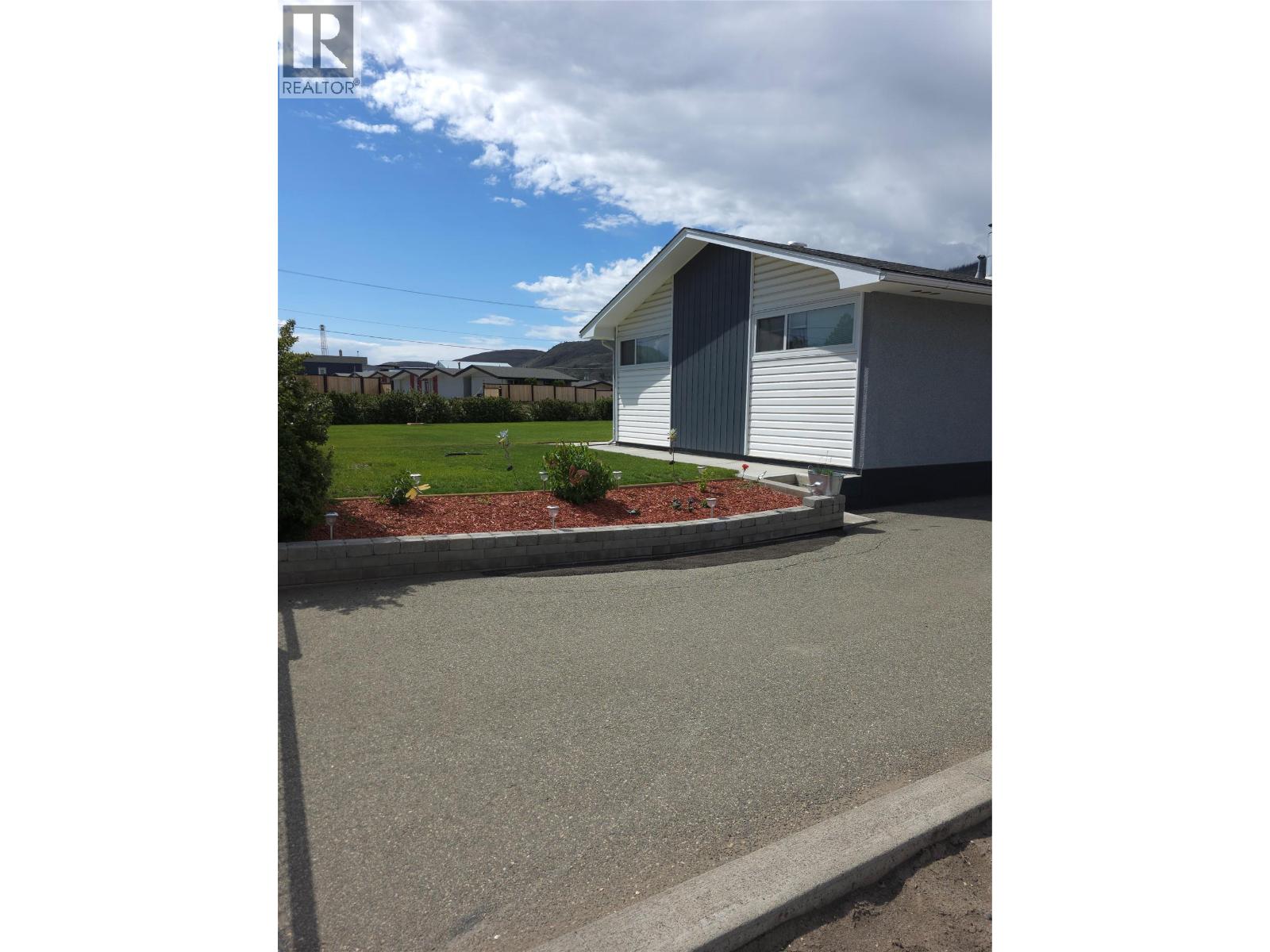 1408 Quartz Road, Cache Creek, British Columbia  V0K 1A0 - Photo 4 - 10372277
