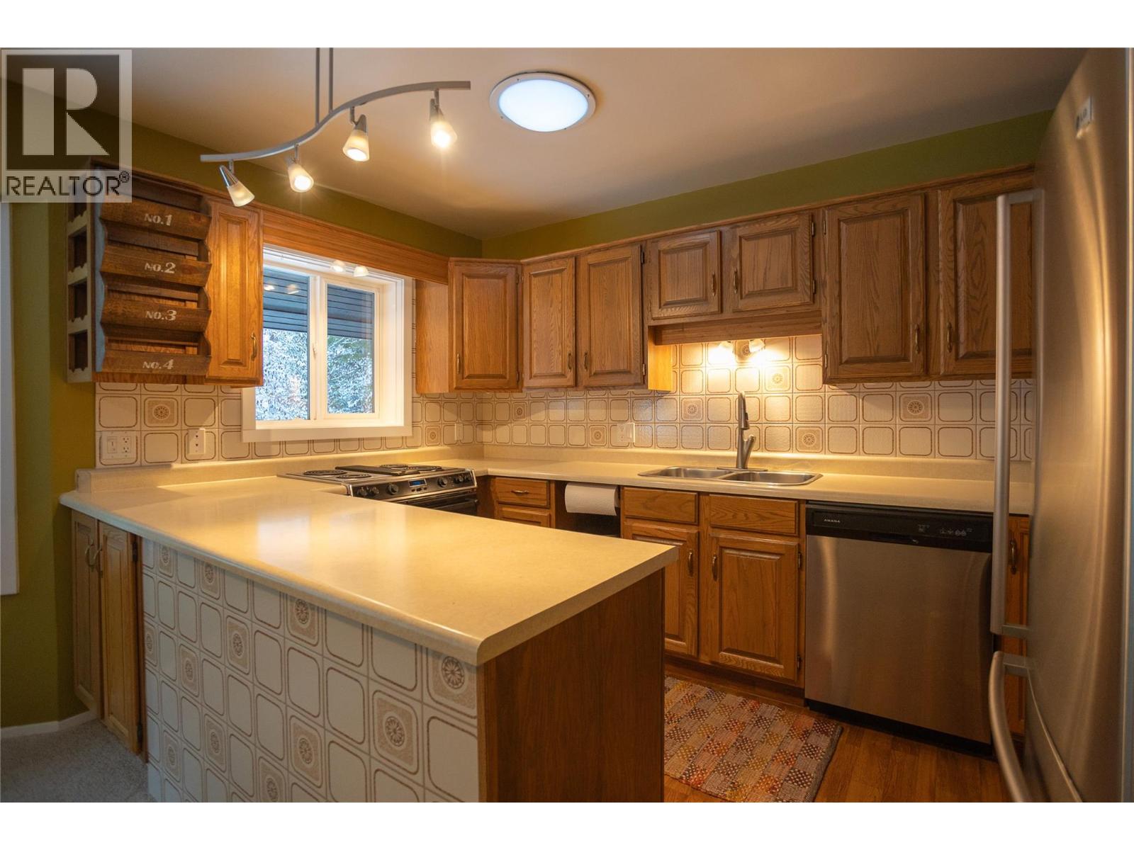 1691 3a Highway Unit# 32, Nelson, British Columbia  V1L 6J8 - Photo 12 - 10372244