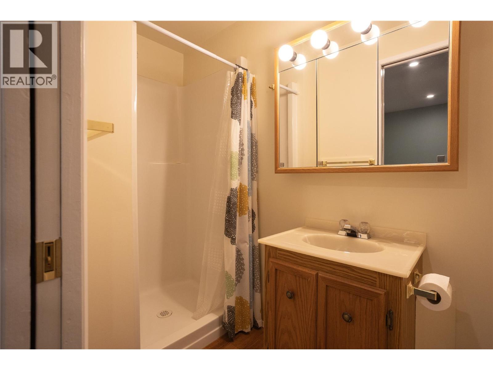 1691 3a Highway Unit# 32, Nelson, British Columbia  V1L 6J8 - Photo 24 - 10372244