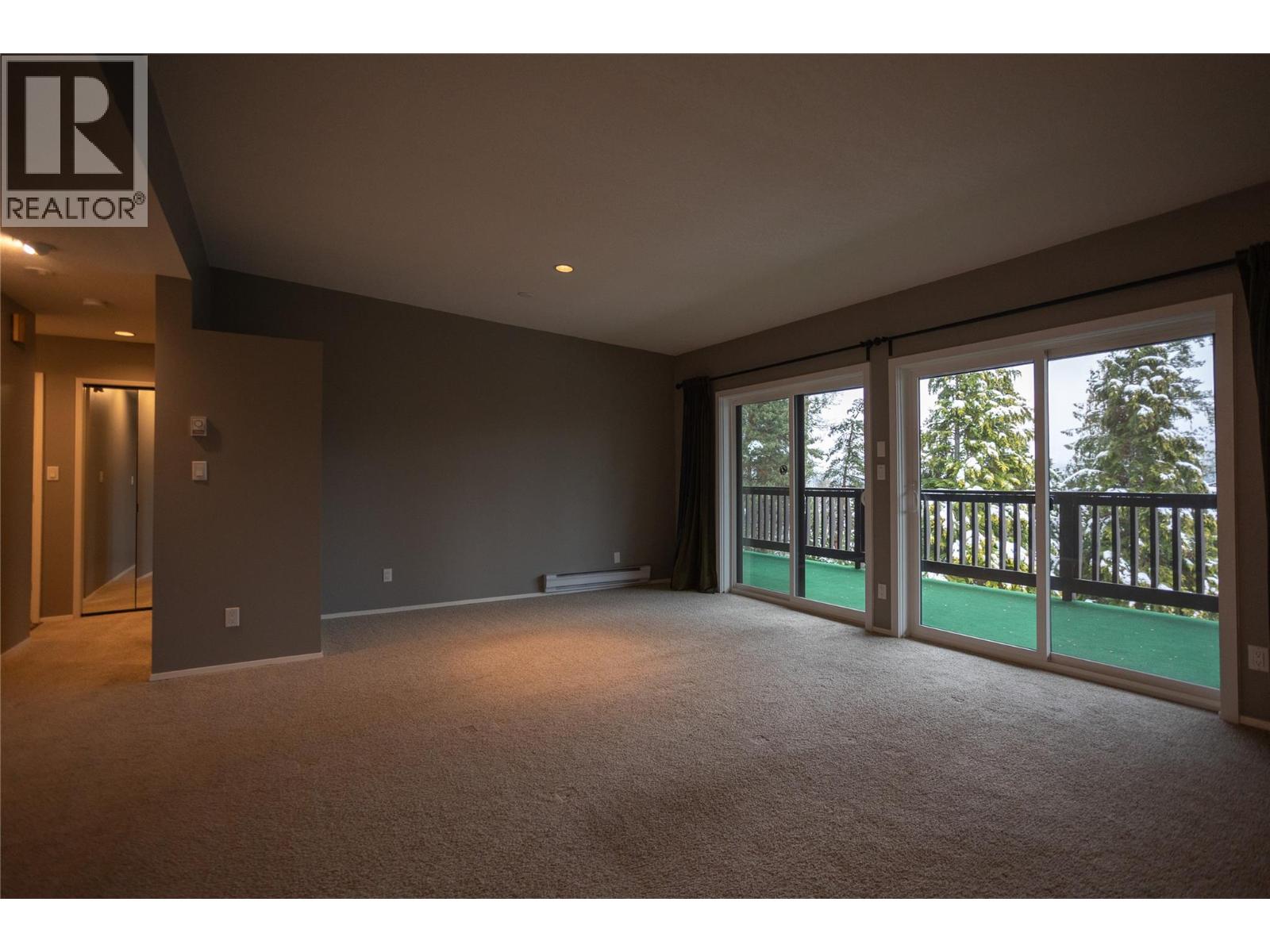 1691 3a Highway Unit# 32, Nelson, British Columbia  V1L 6J8 - Photo 4 - 10372244