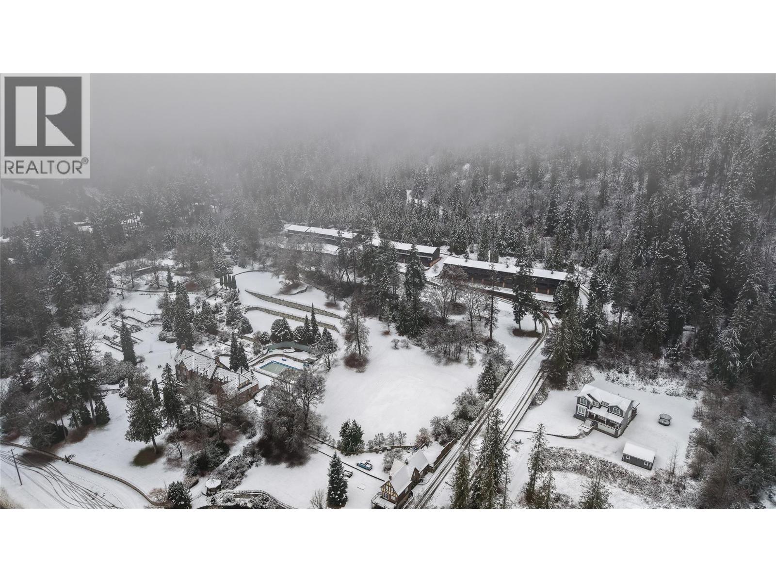1691 3a Highway Unit# 32, Nelson, British Columbia  V1L 6J8 - Photo 40 - 10372244
