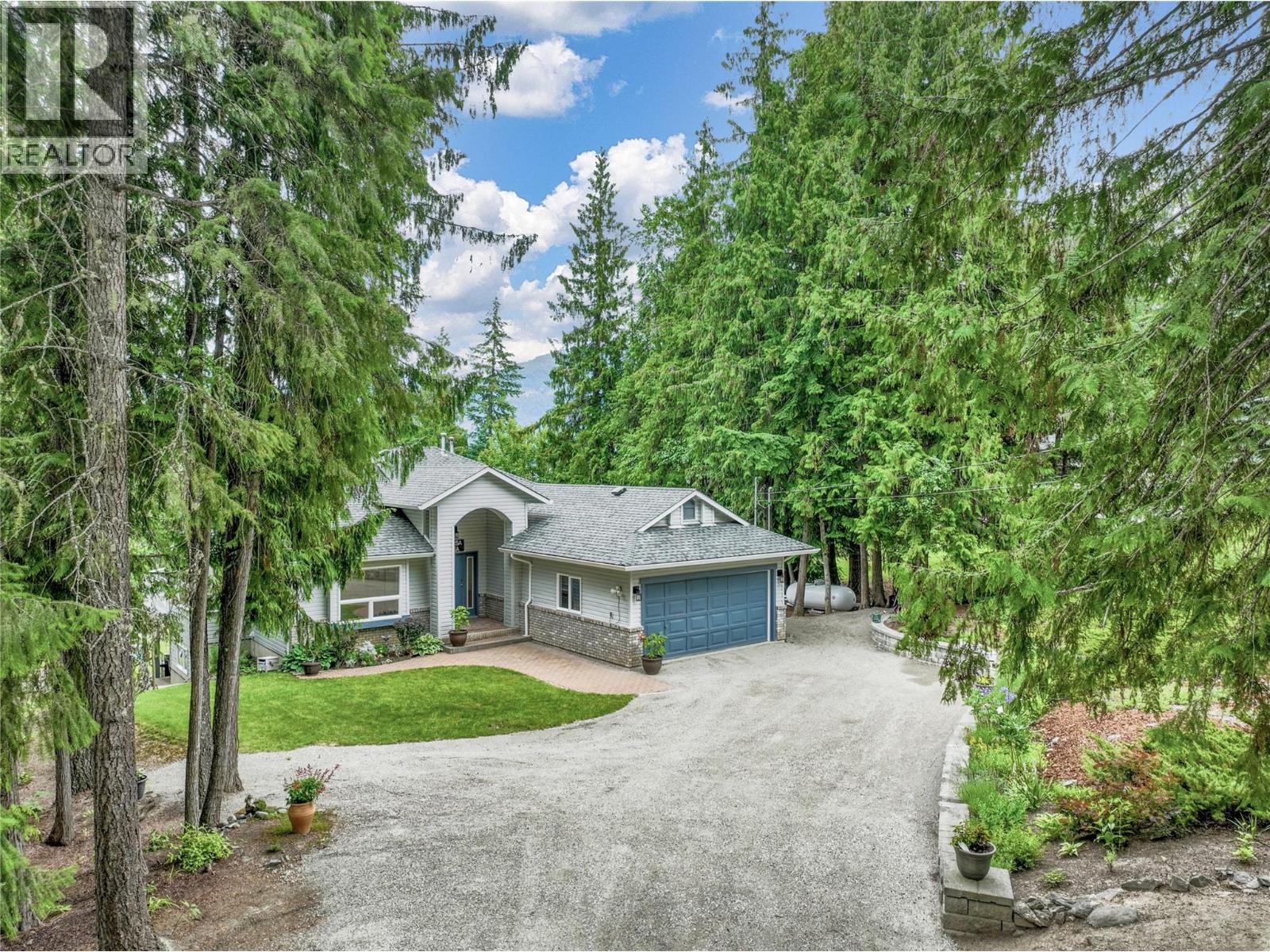 4283 Eagle Bay Road, Eagle Bay, British Columbia  V0E 1T0 - Photo 14 - 10372364