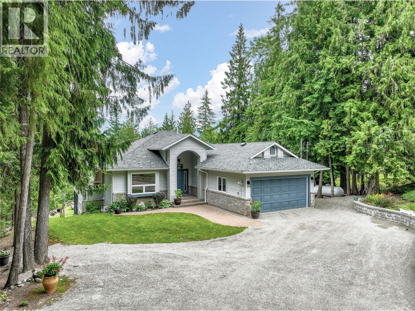 4283 Eagle Bay Road, Eagle Bay, British Columbia  V0E 1T0 - Photo 15 - 10372364