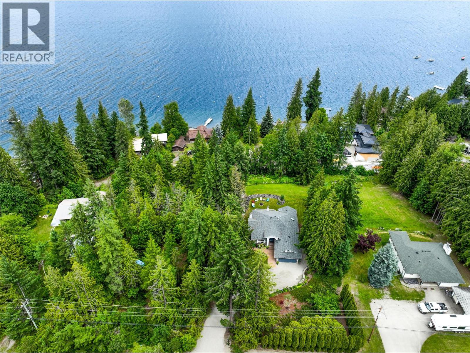 4283 Eagle Bay Road, Eagle Bay, British Columbia  V0E 1T0 - Photo 4 - 10372364