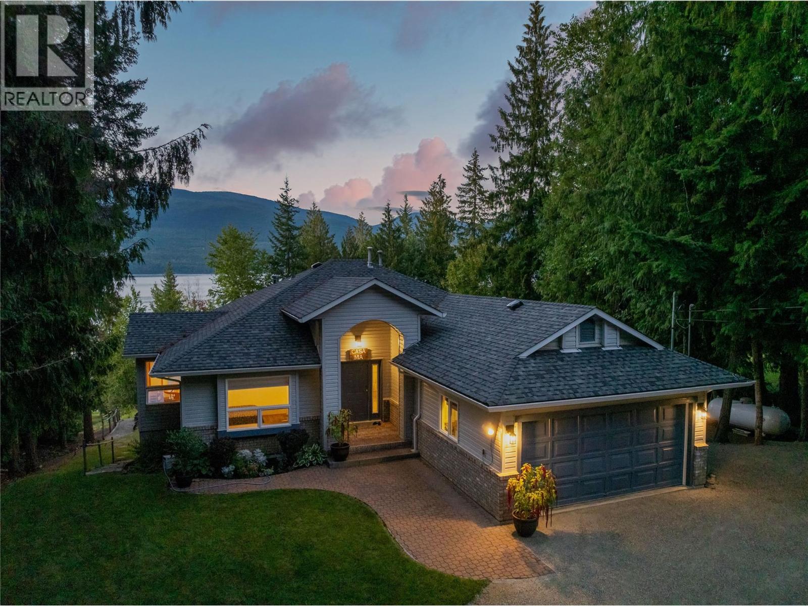 4283 Eagle Bay Road, Eagle Bay, British Columbia  V0E 1T0 - Photo 80 - 10372364