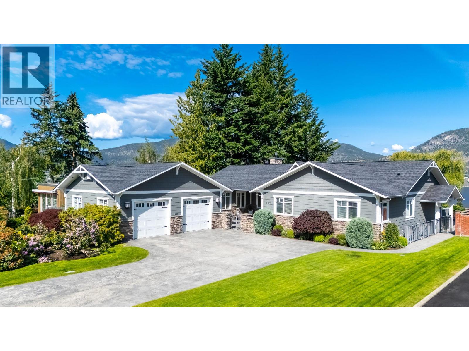 162 Vancouver Place, Penticton, British Columbia  V2A 1A7 - Photo 2 - 10372652