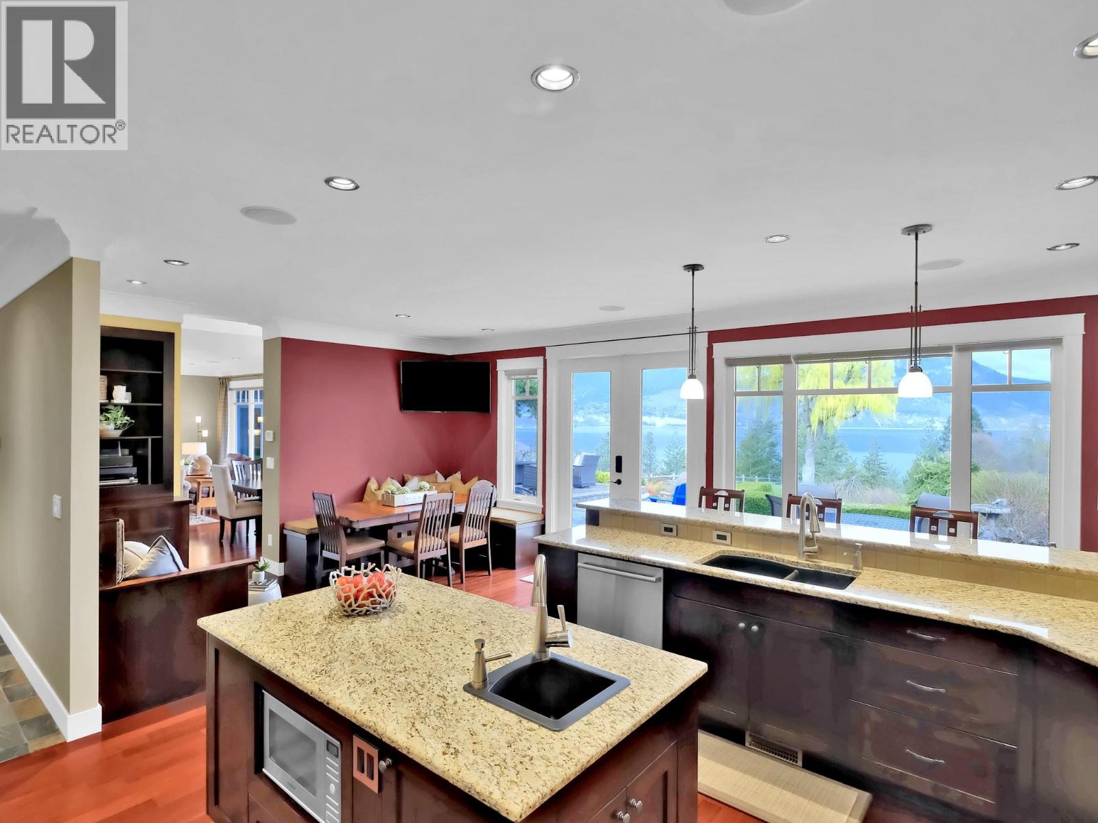 162 Vancouver Place, Penticton, British Columbia  V2A 1A7 - Photo 35 - 10372652