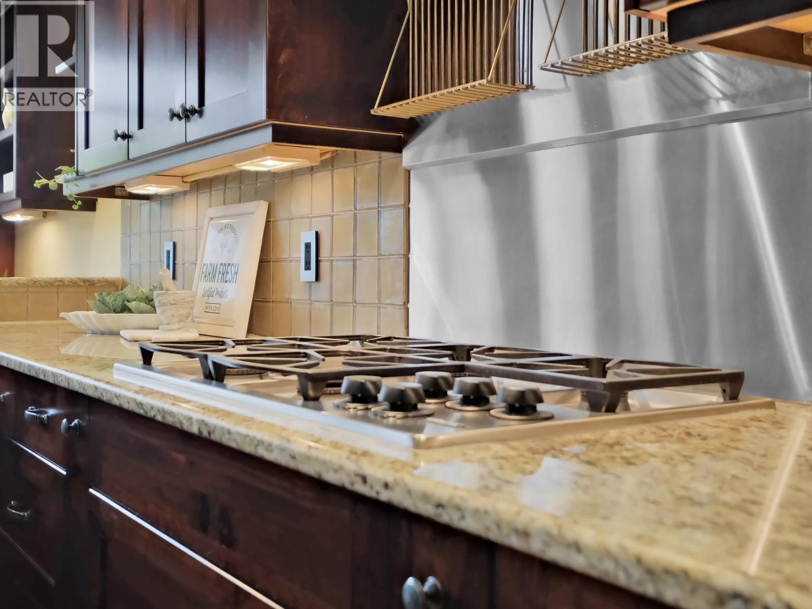 162 Vancouver Place, Penticton, British Columbia  V2A 1A7 - Photo 36 - 10372652