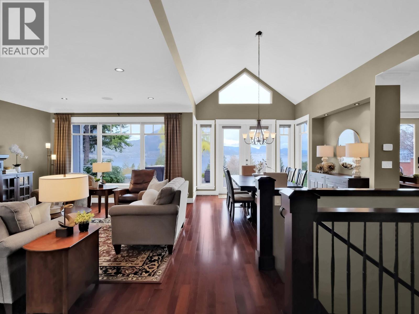 162 Vancouver Place, Penticton, British Columbia  V2A 1A7 - Photo 8 - 10372652