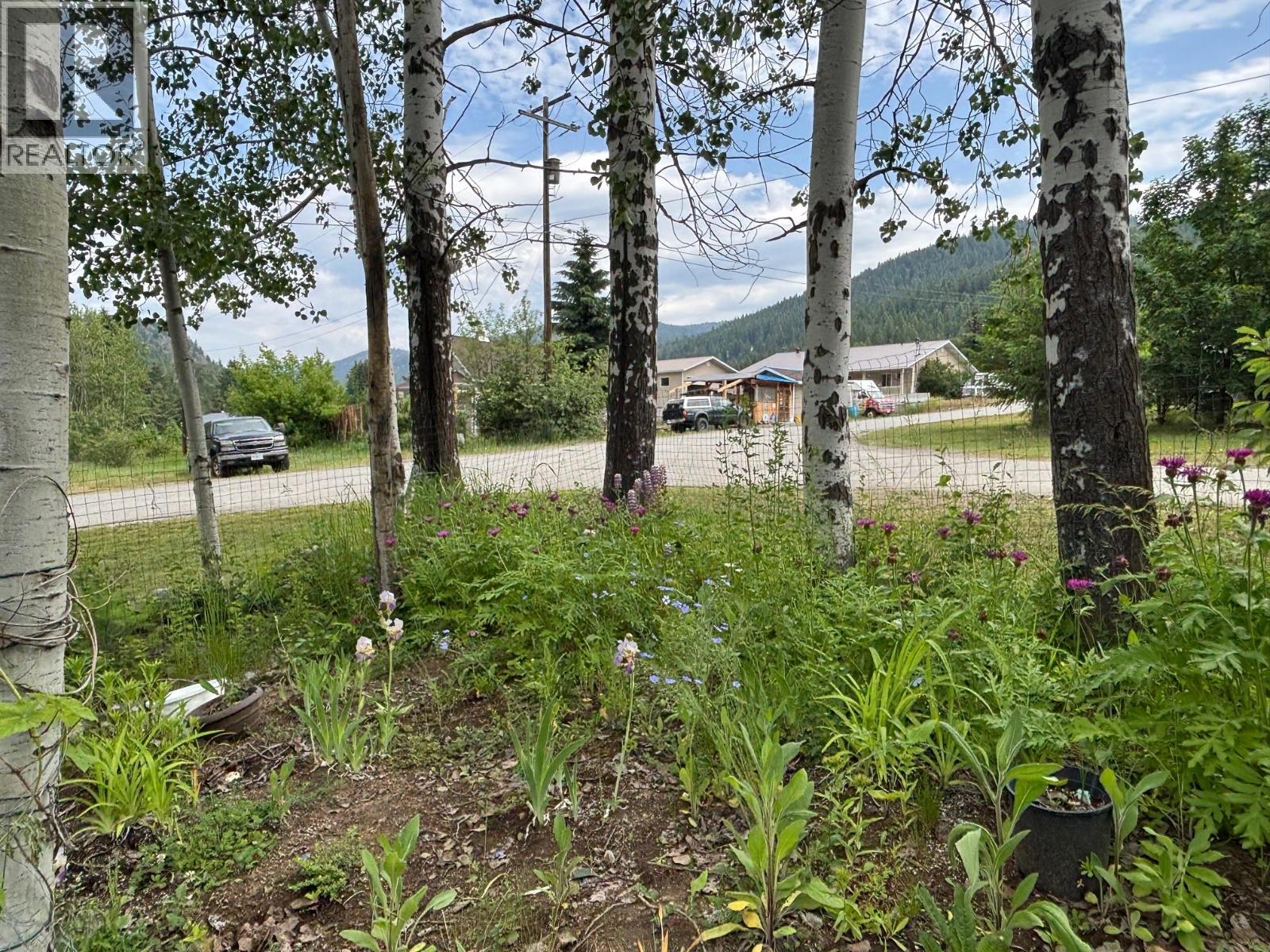 360 3rd Street, Greenwood, British Columbia  V0H 1J0 - Photo 3 - 10372451