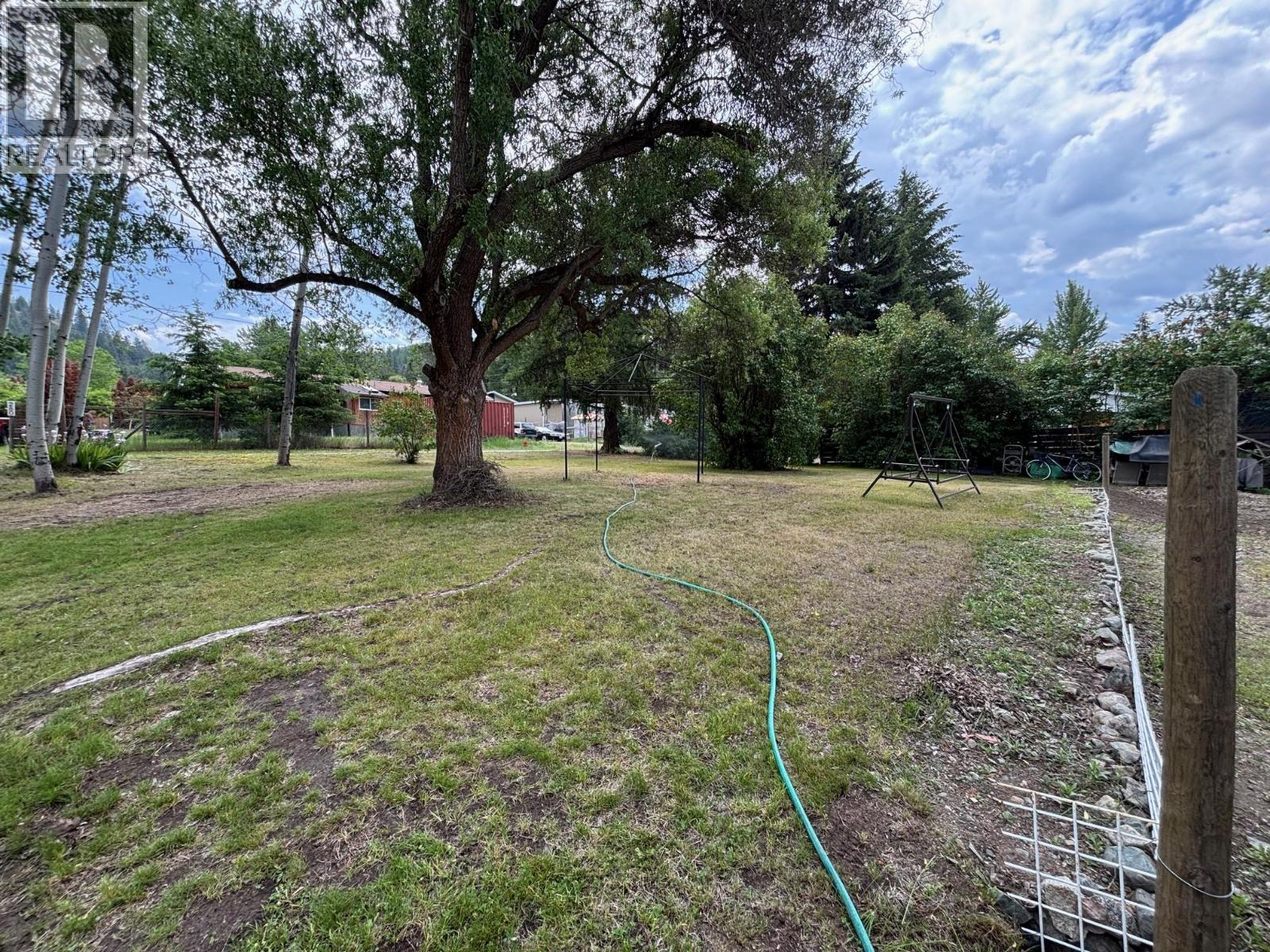 360 3rd Street, Greenwood, British Columbia  V0H 1J0 - Photo 4 - 10372451
