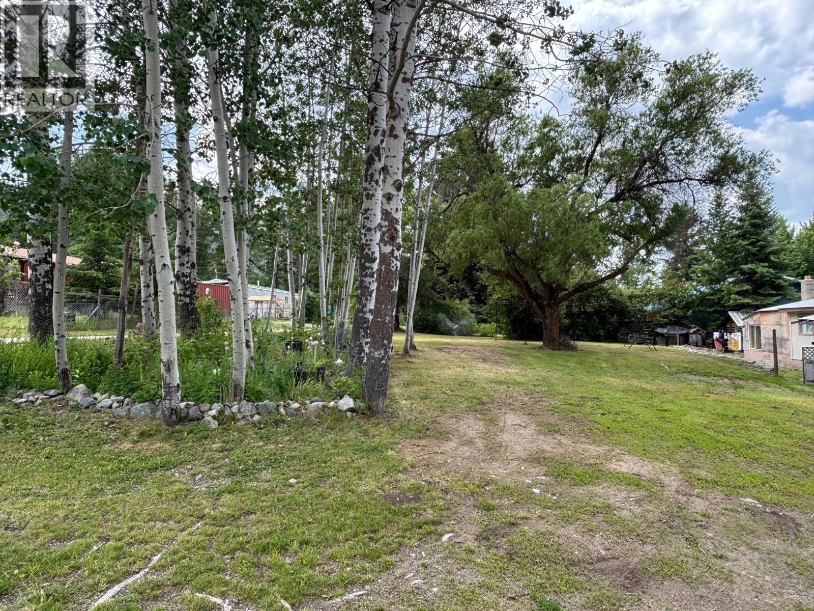 360 3rd Street, Greenwood, British Columbia  V0H 1J0 - Photo 6 - 10372451
