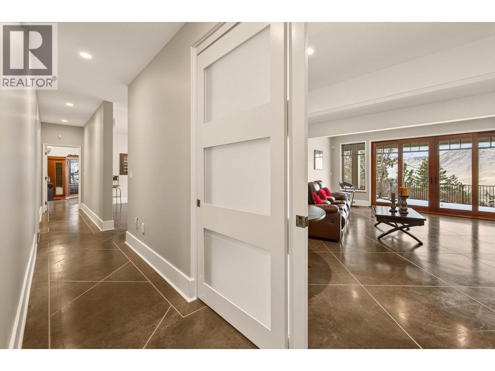 3080 Kicking Horse Drive, Kamloops, British Columbia  V2E 2T6 - Photo 36 - 10372299