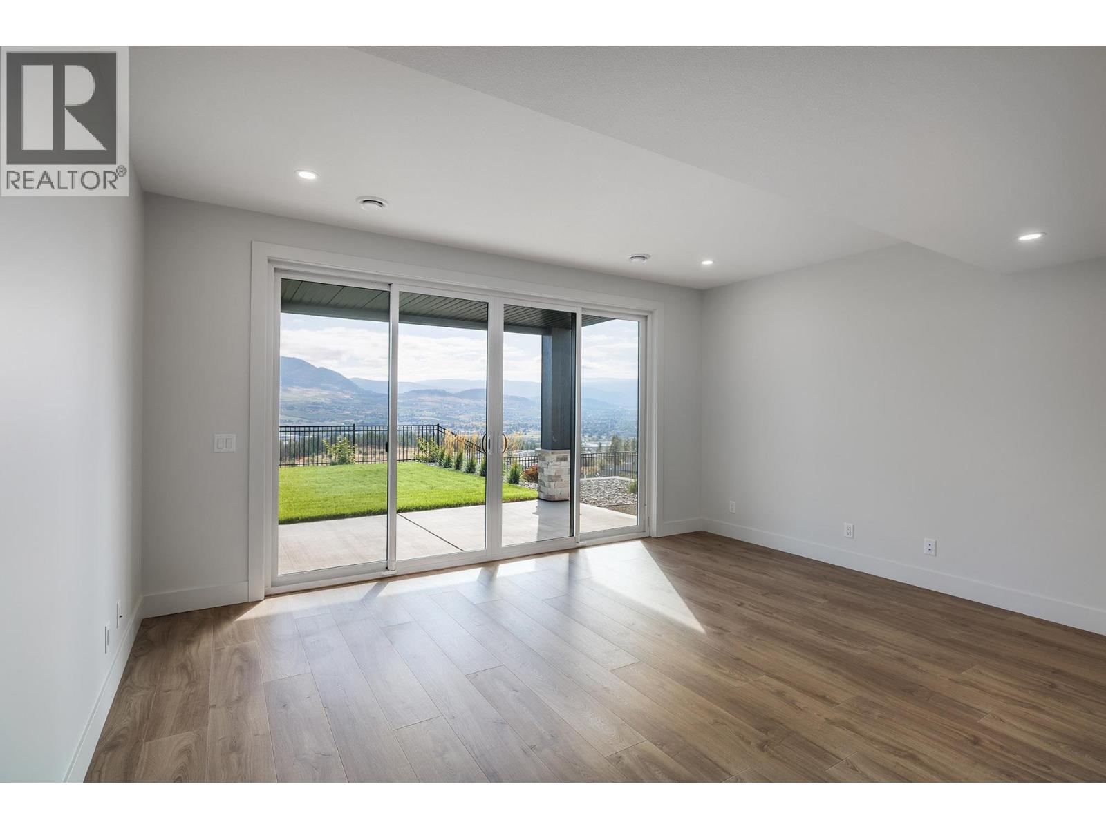789 Carleton Street, Kelowna, British Columbia  V1V 0A8 - Photo 44 - 10372572