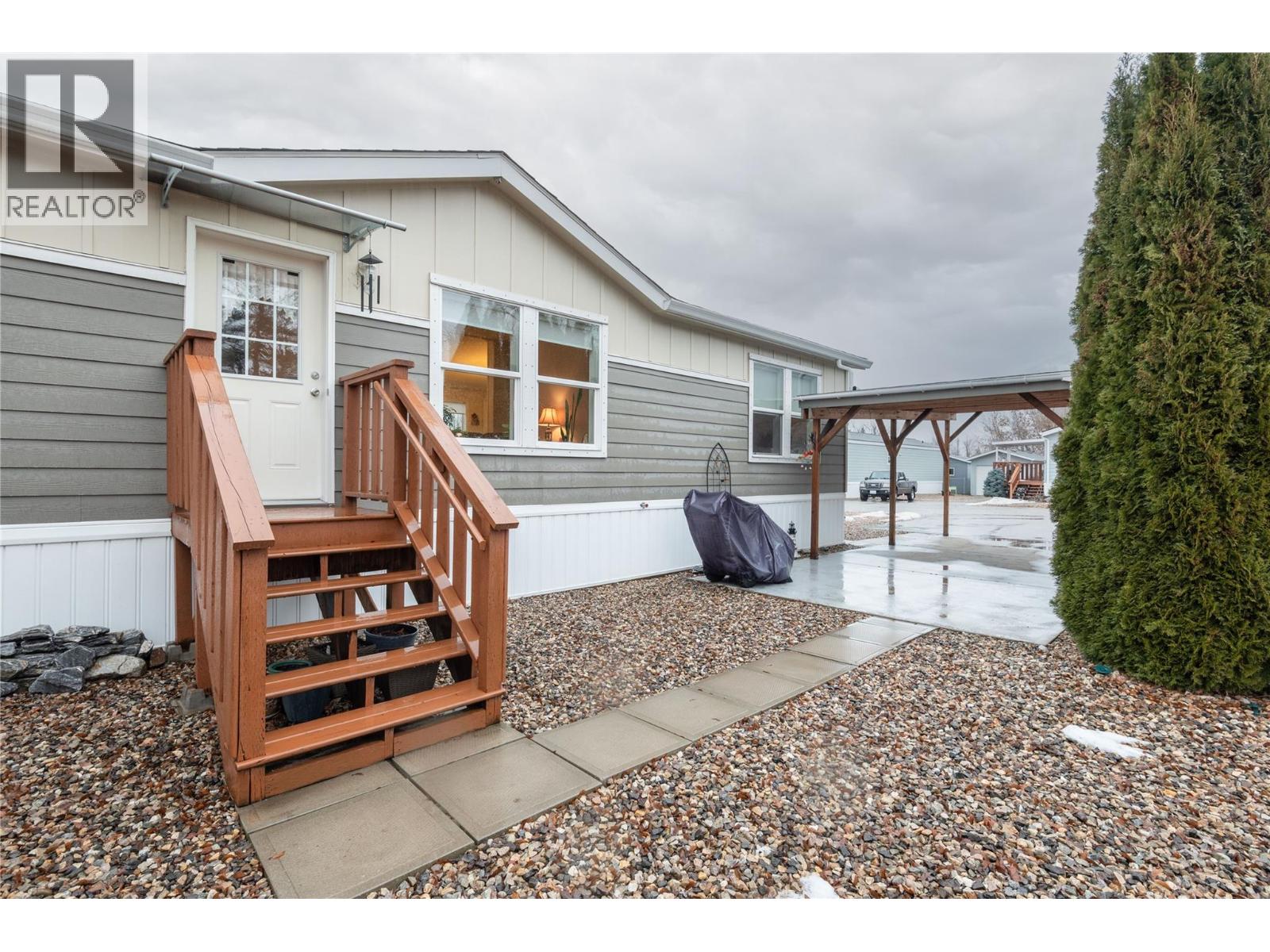 4811 10a Avenue Ne Unit# 24, Salmon Arm, British Columbia  V1E 1C5 - Photo 3 - 10372510