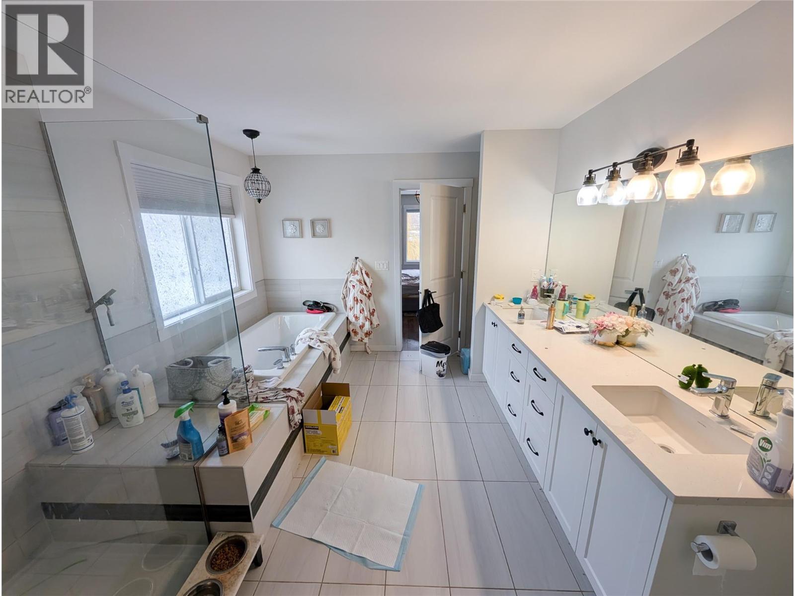 2710 Beachmount Crescent, Kamloops, British Columbia  V2B 0E6 - Photo 15 - 10372082
