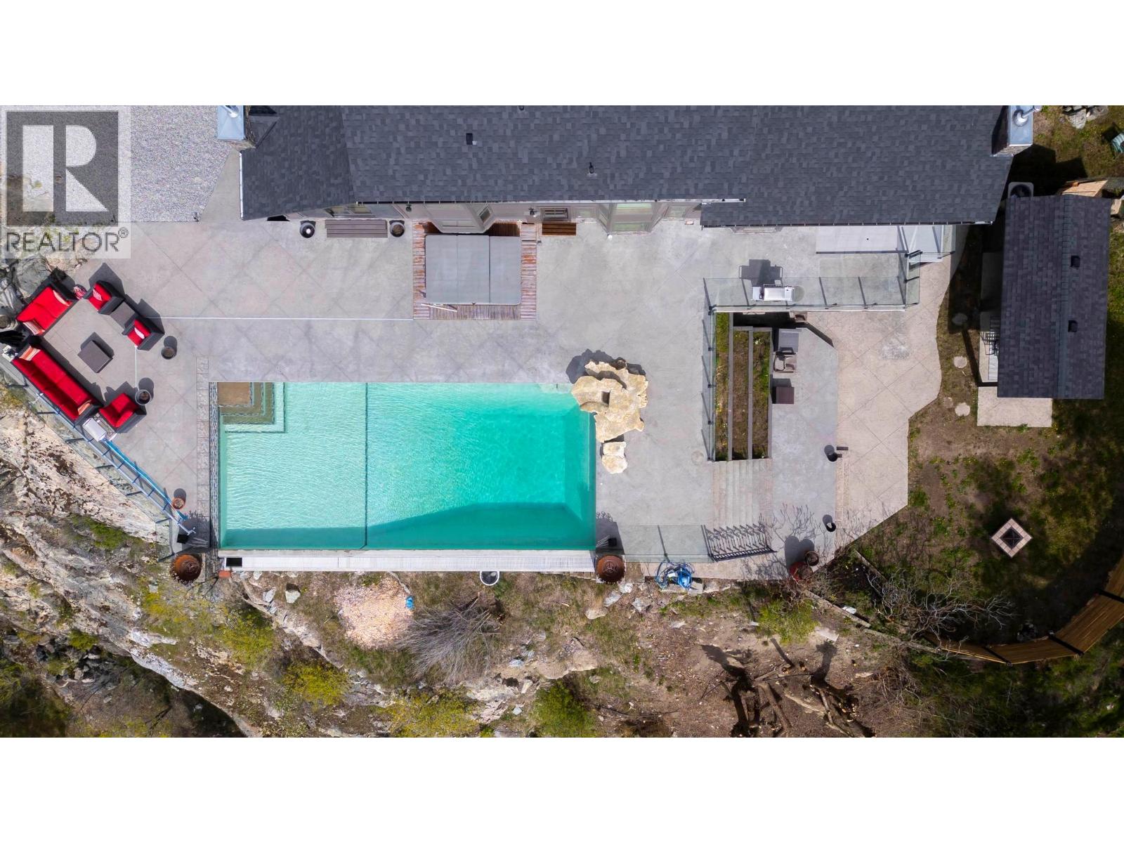 5774 Deadpine Drive, Kelowna, British Columbia  V1P 1A3 - Photo 10 - 10372291