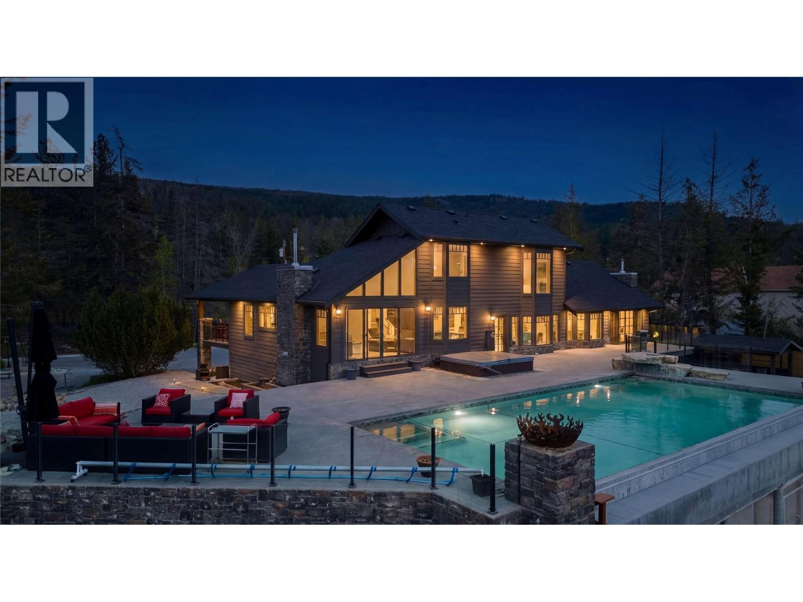 5774 Deadpine Drive, Kelowna, British Columbia  V1P 1A3 - Photo 2 - 10372291
