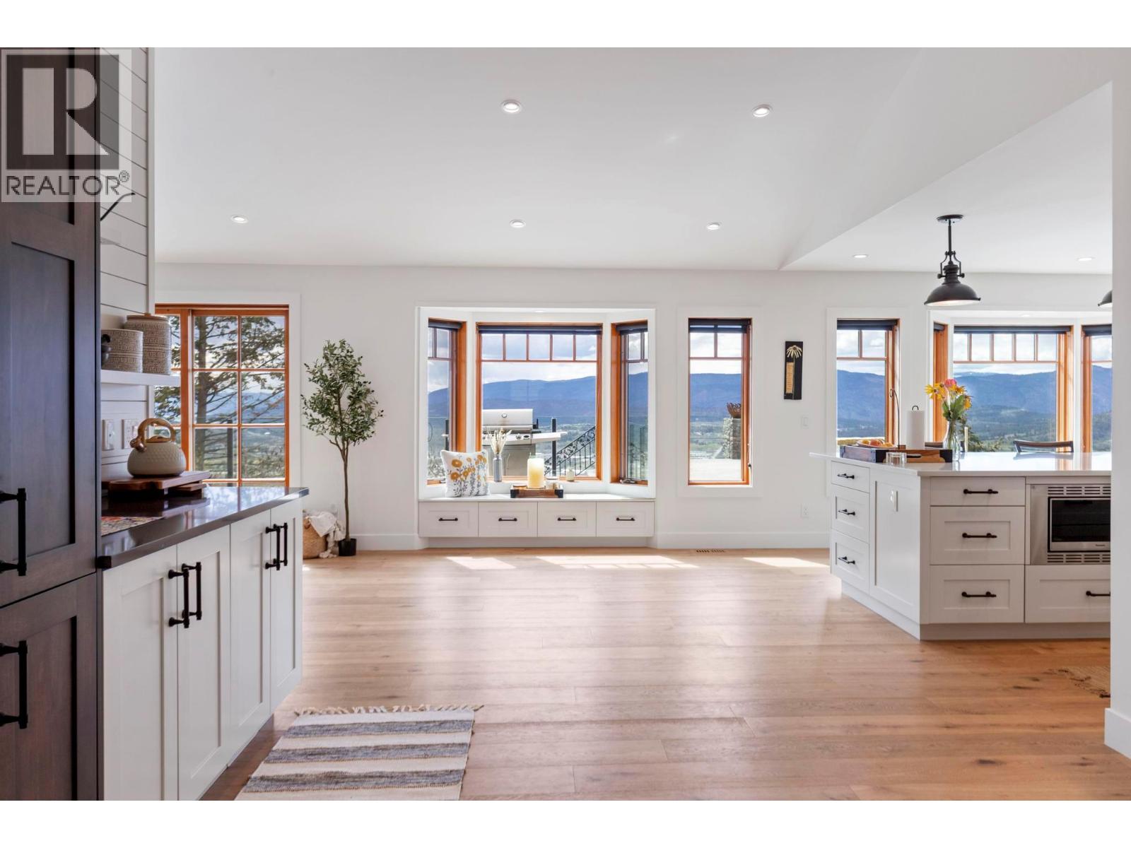 5774 Deadpine Drive, Kelowna, British Columbia  V1P 1A3 - Photo 21 - 10372291