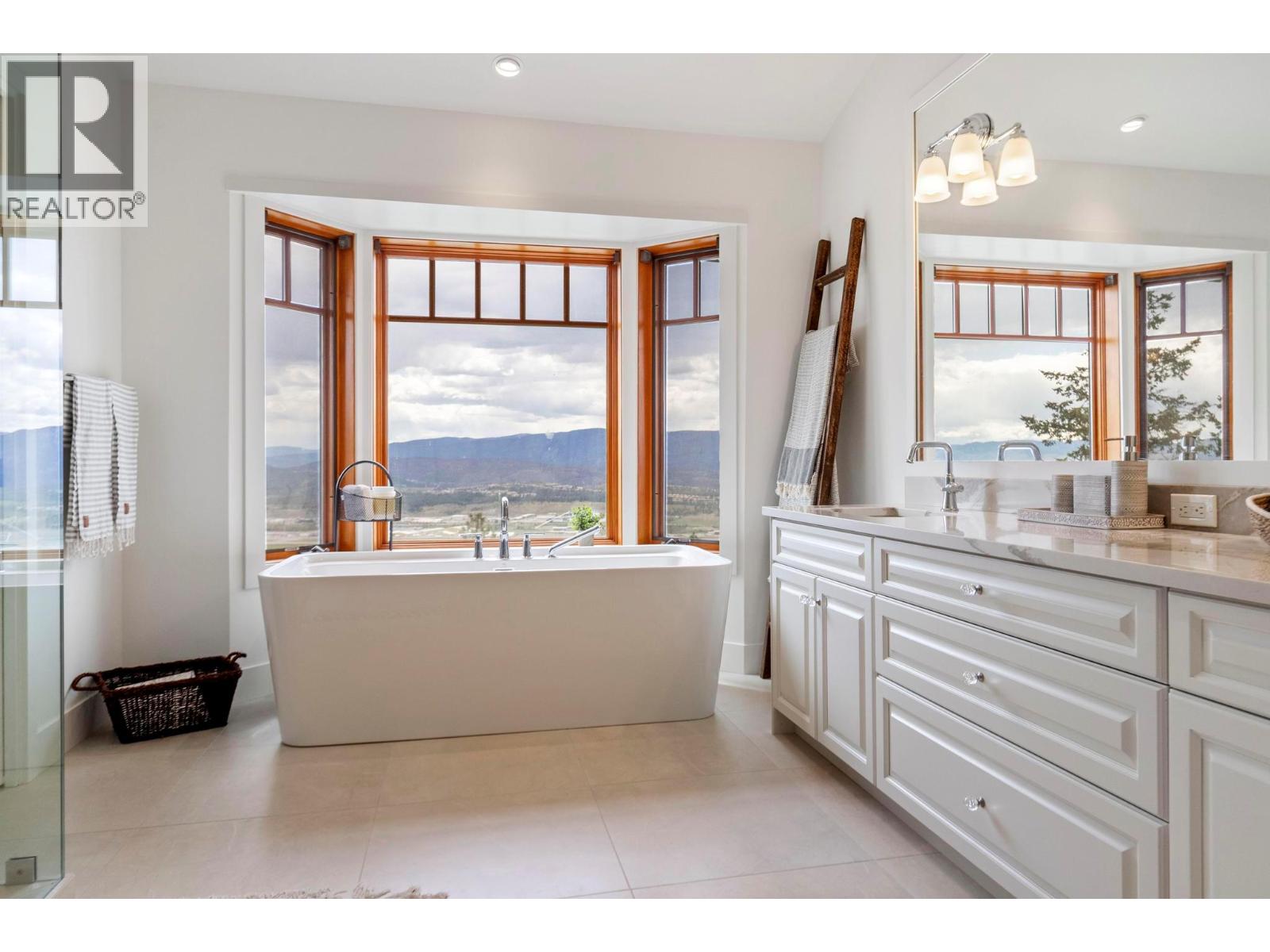 5774 Deadpine Drive, Kelowna, British Columbia  V1P 1A3 - Photo 31 - 10372291