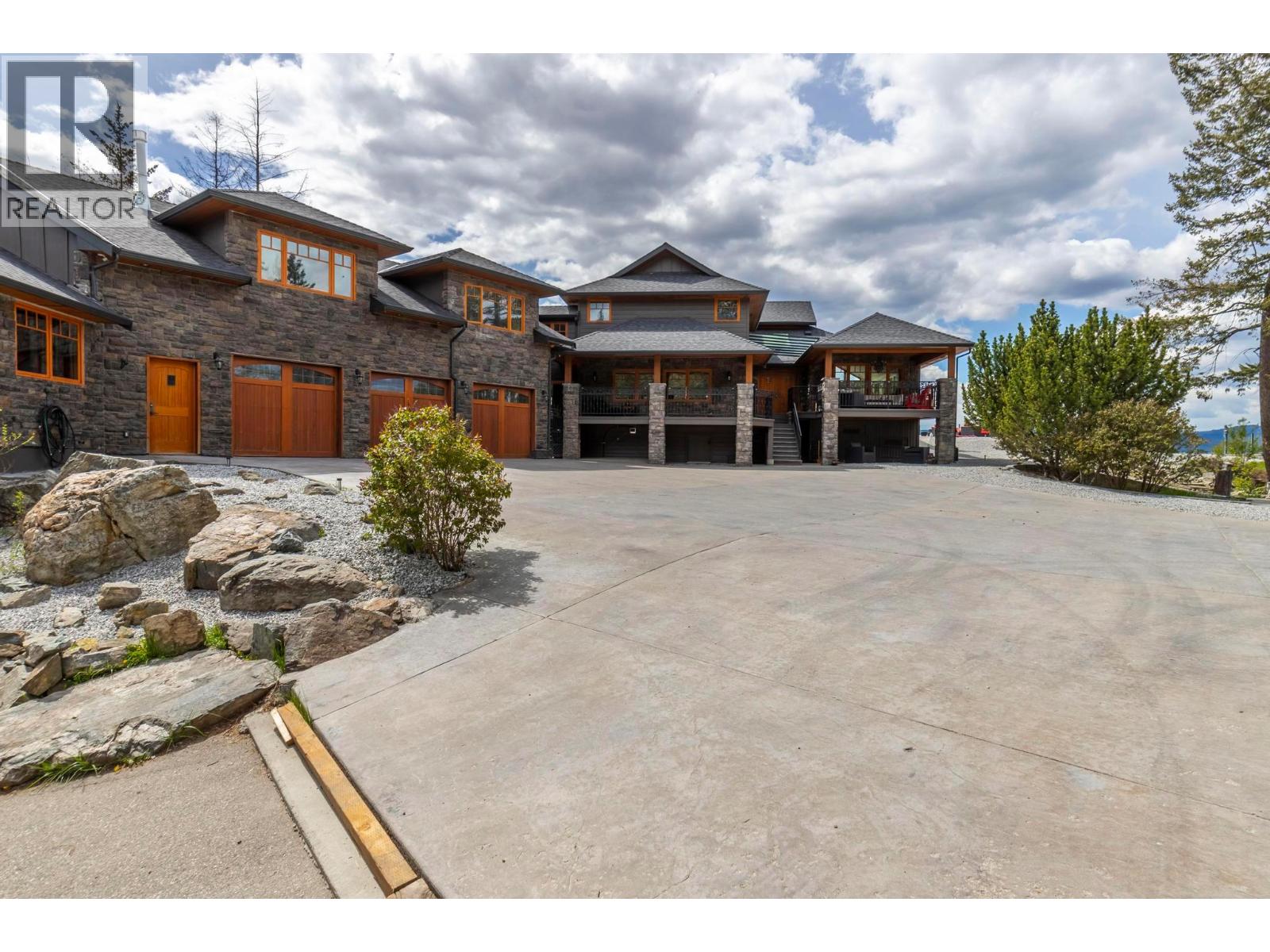 5774 Deadpine Drive, Kelowna, British Columbia  V1P 1A3 - Photo 43 - 10372291