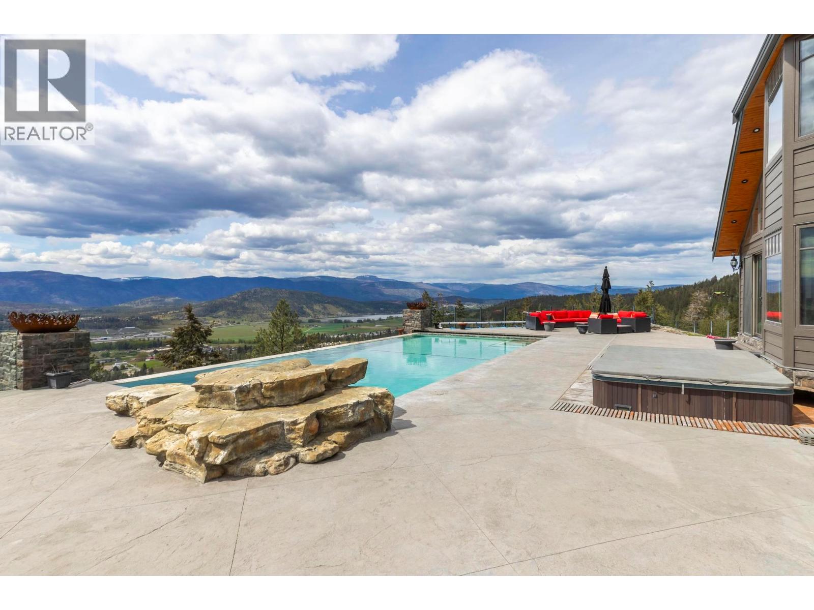 5774 Deadpine Drive, Kelowna, British Columbia  V1P 1A3 - Photo 49 - 10372291
