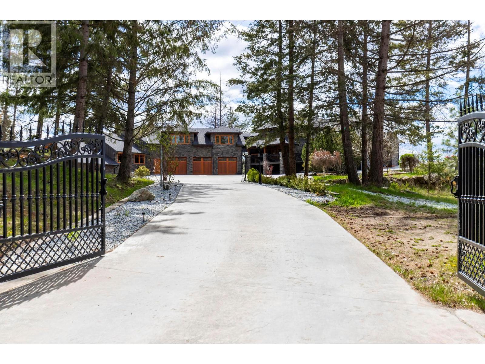 5774 Deadpine Drive, Kelowna, British Columbia  V1P 1A3 - Photo 5 - 10372291