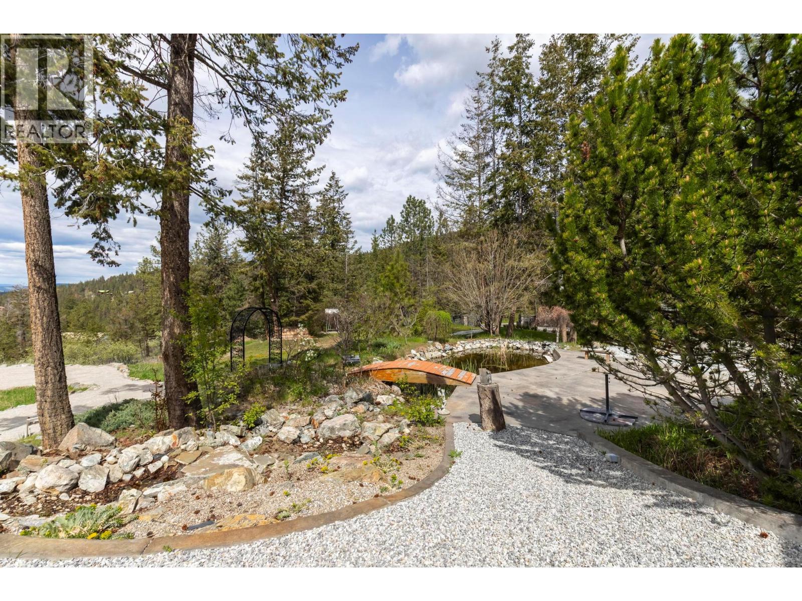 5774 Deadpine Drive, Kelowna, British Columbia  V1P 1A3 - Photo 54 - 10372291