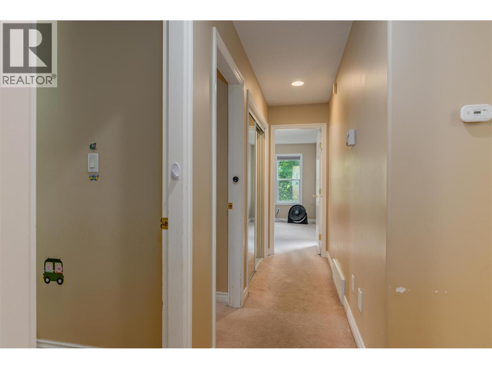 3209 5th Avenue, Castlegar, British Columbia  V1N 2V6 - Photo 30 - 10372708