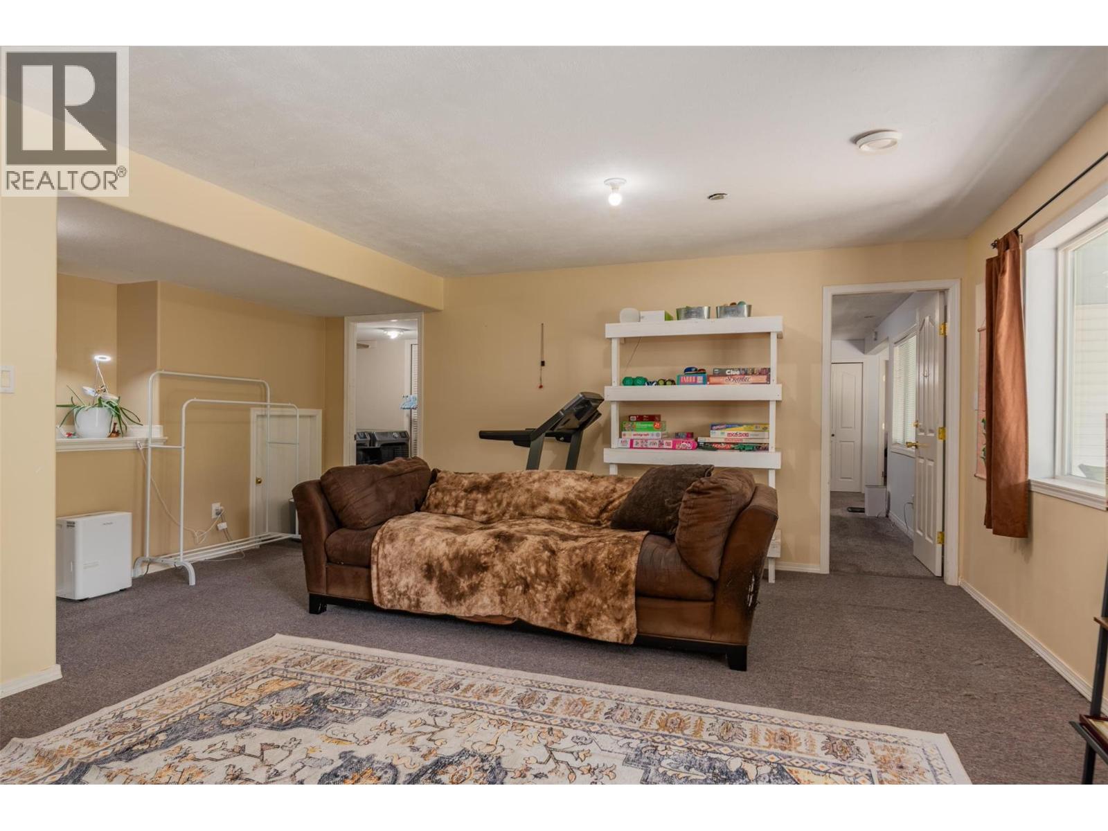 3209 5th Avenue, Castlegar, British Columbia  V1N 2V6 - Photo 41 - 10372708