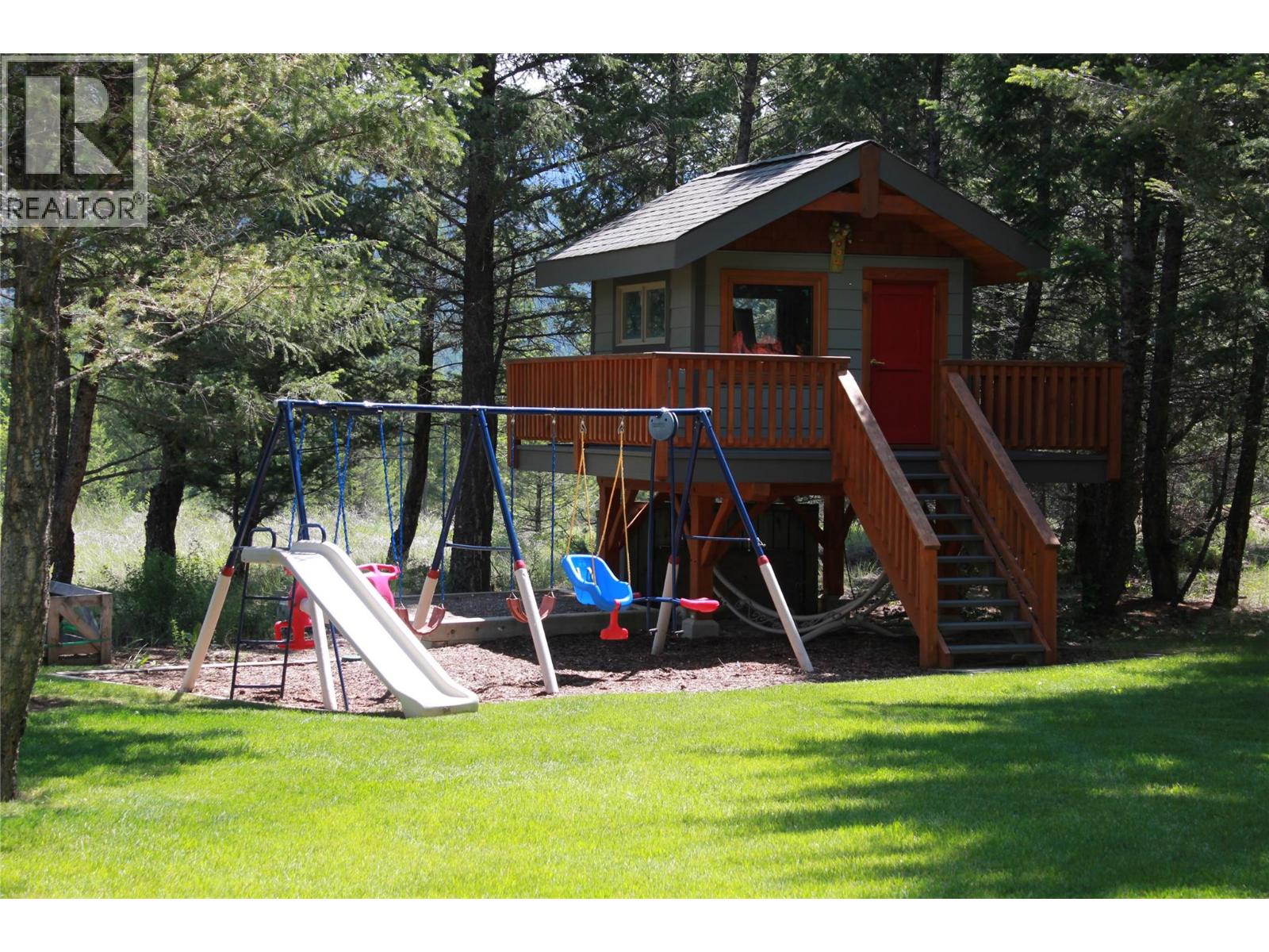 860 Timbermont Road, Invermere, British Columbia  V0A 1K3 - Photo 7 - 10372589