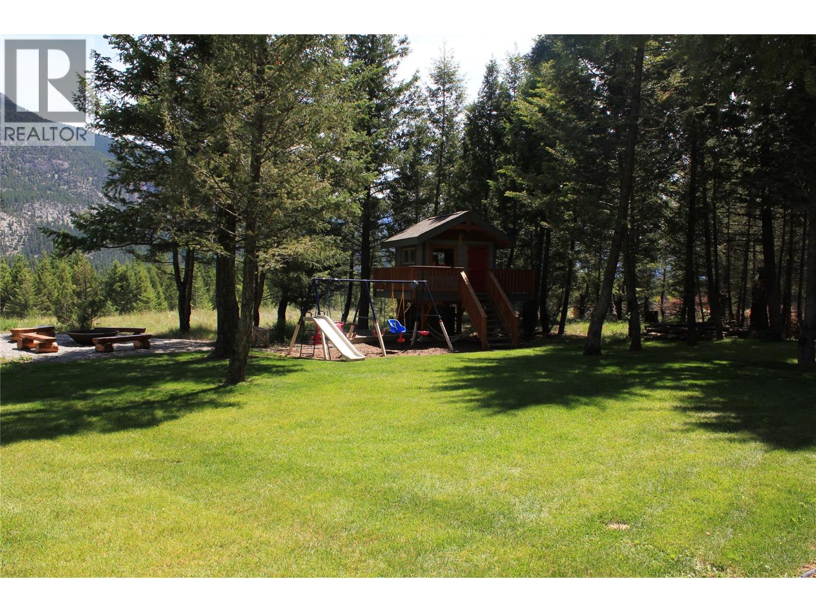 860 Timbermont Road, Invermere, British Columbia  V0A 1K3 - Photo 8 - 10372589