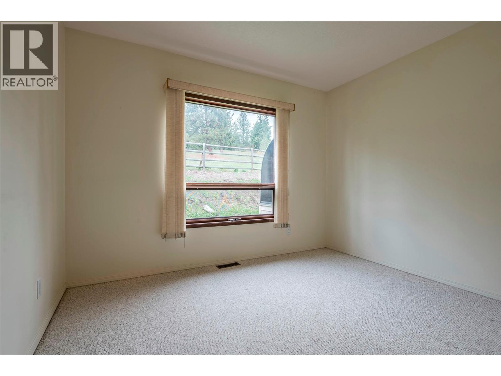2150 Rashdale Road, Spallumcheen, British Columbia  V0E 1B4 - Photo 35 - 10372484