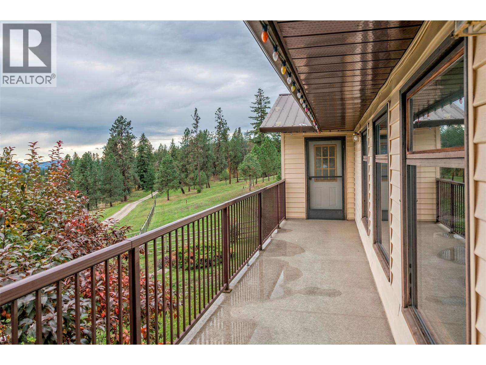 2150 Rashdale Road, Spallumcheen, British Columbia  V0E 1B4 - Photo 48 - 10372484