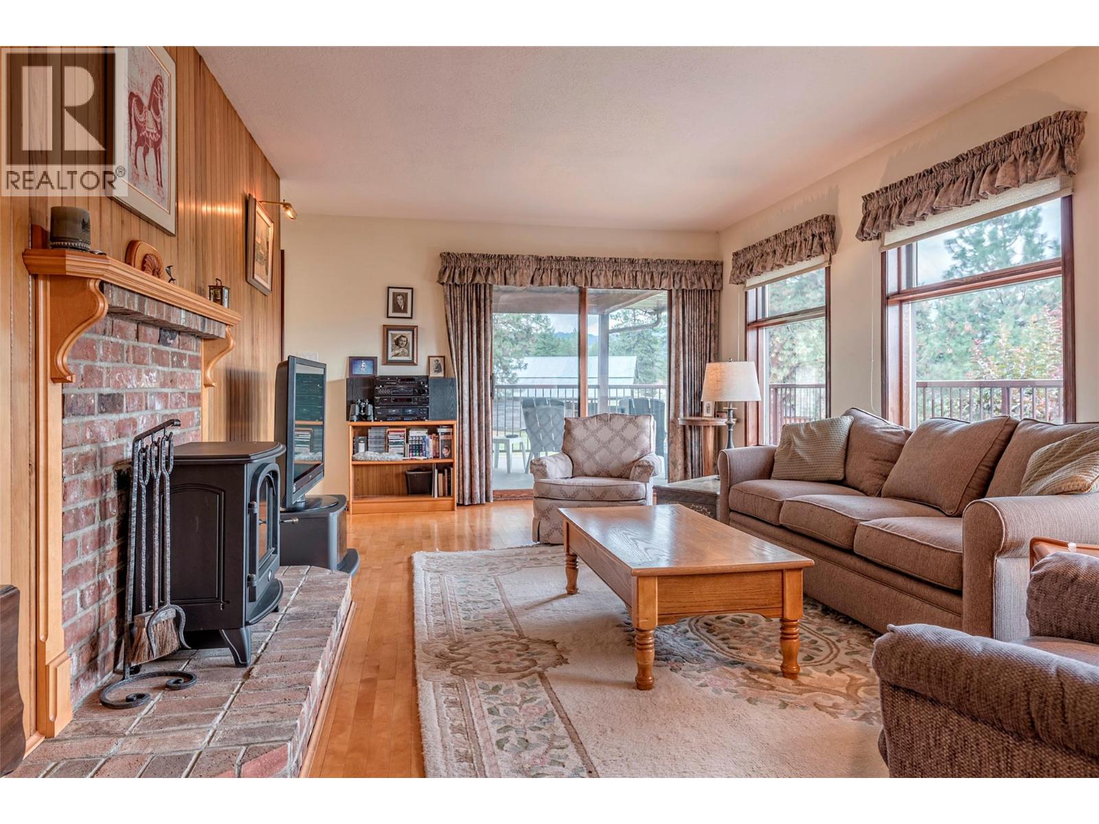2150 Rashdale Road, Spallumcheen, British Columbia  V0E 1B4 - Photo 7 - 10372484