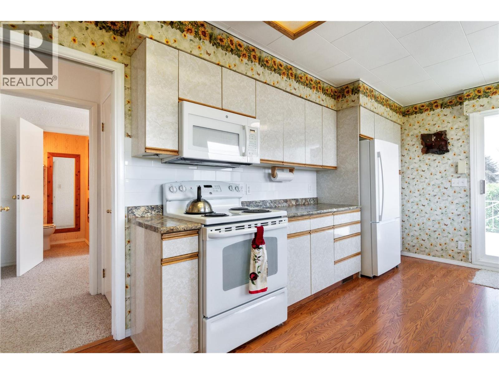 1290 15 Street Se, Salmon Arm, British Columbia  V1E 2G8 - Photo 21 - 10372472