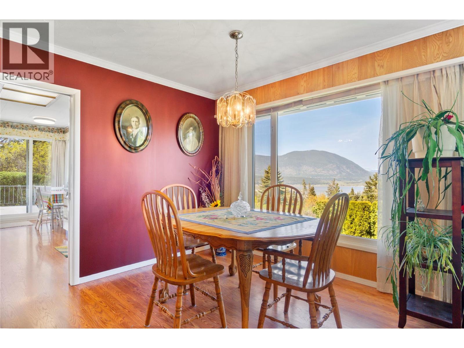 1290 15 Street Se, Salmon Arm, British Columbia  V1E 2G8 - Photo 25 - 10372472