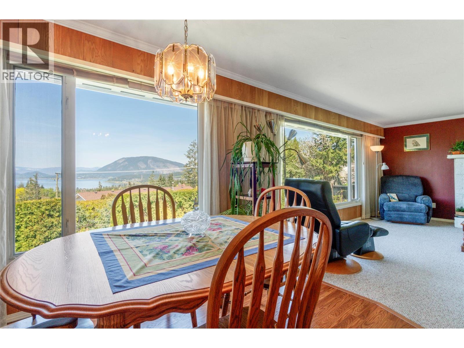 1290 15 Street Se, Salmon Arm, British Columbia  V1E 2G8 - Photo 27 - 10372472