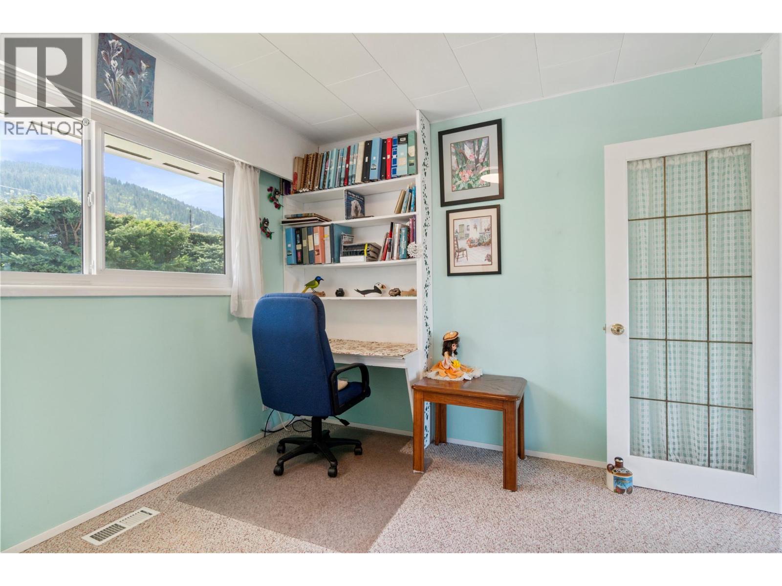 1290 15 Street Se, Salmon Arm, British Columbia  V1E 2G8 - Photo 34 - 10372472