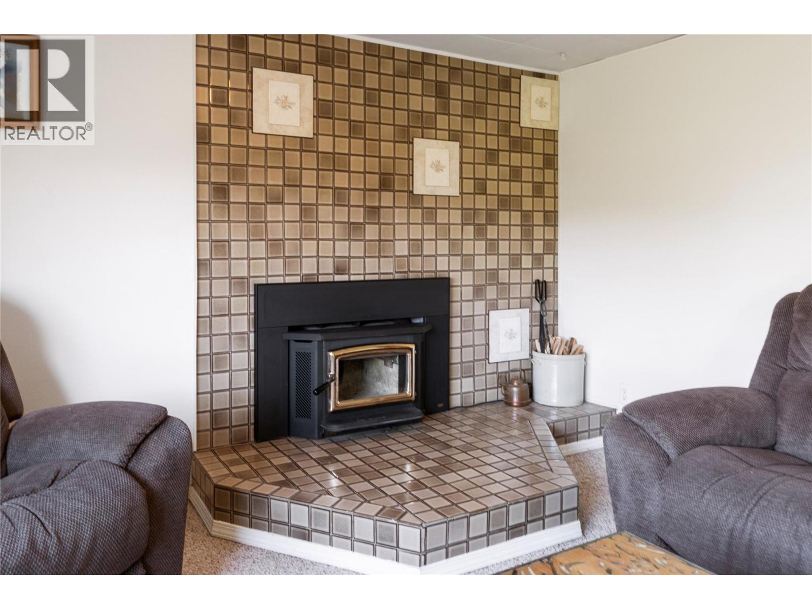 1290 15 Street Se, Salmon Arm, British Columbia  V1E 2G8 - Photo 45 - 10372472