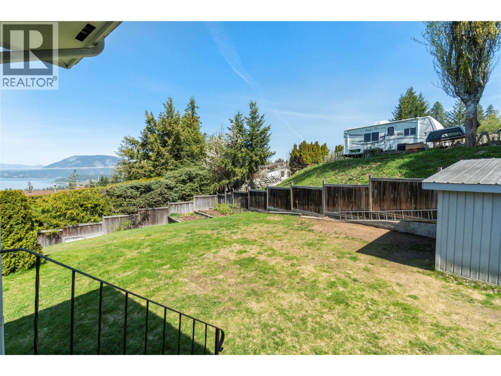 1290 15 Street Se, Salmon Arm, British Columbia  V1E 2G8 - Photo 68 - 10372472