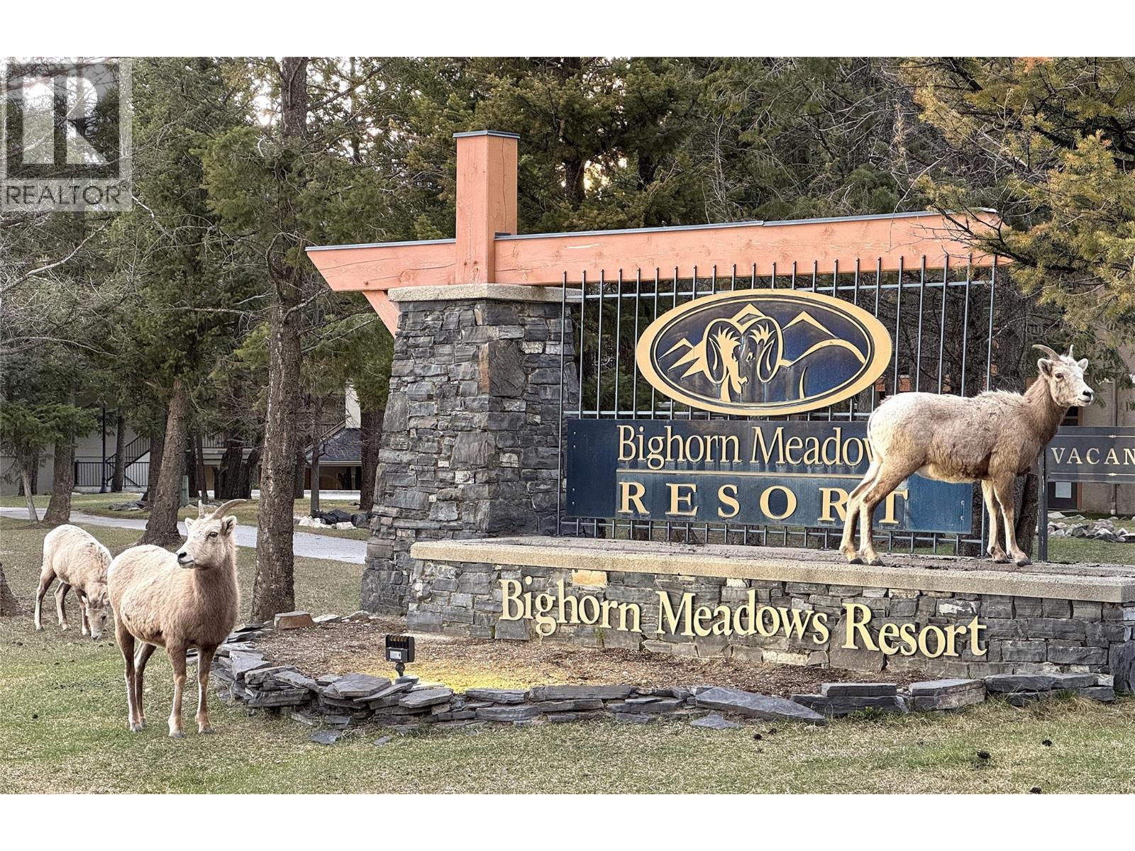 800 Bighorn Boulevard Unit# 812g, Radium Hot Springs, British Columbia  V0A 1M0 - Photo 2 - 10372044