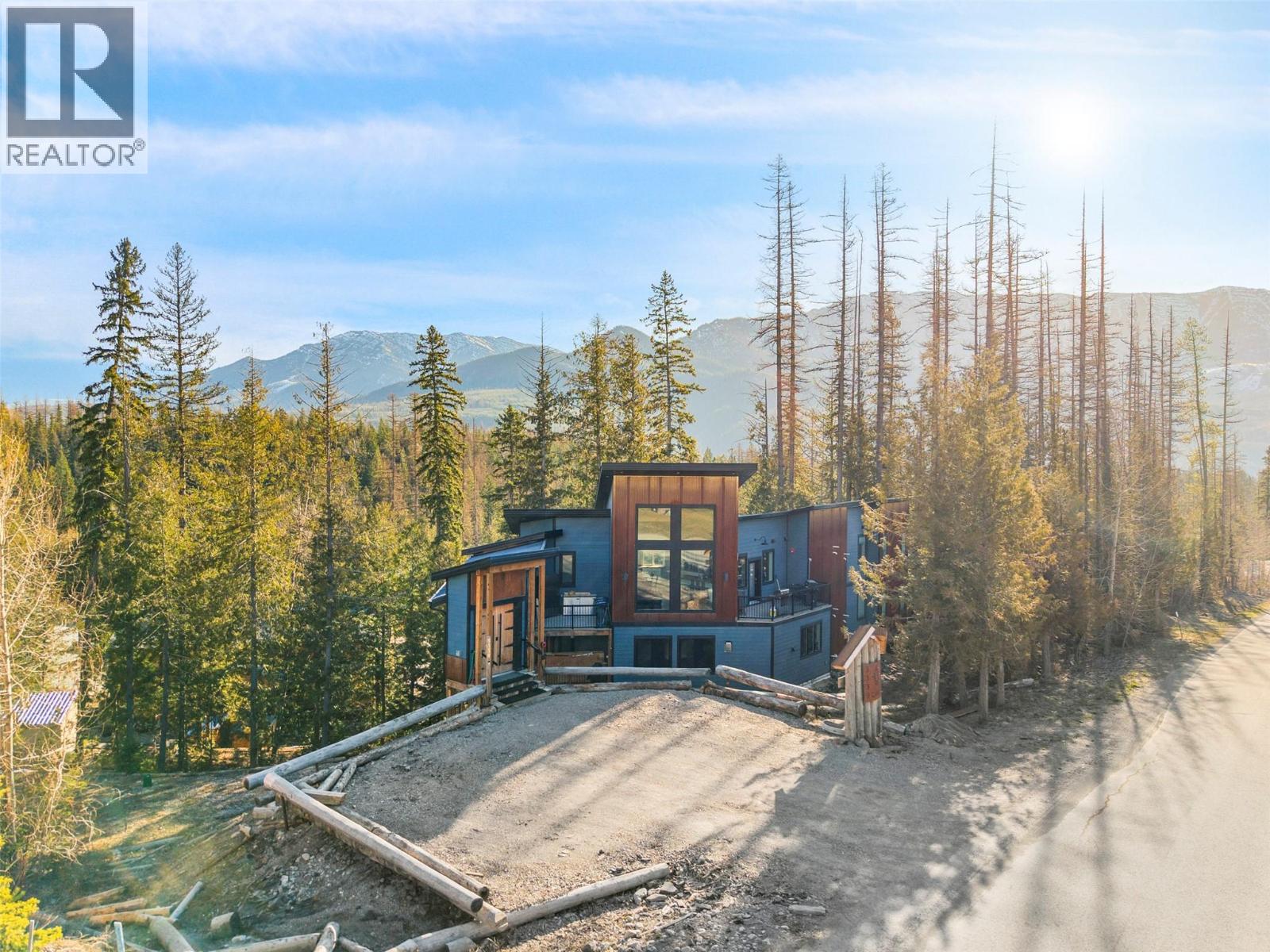 5339 Highline Drive, Fernie, British Columbia  V0B 1M6 - Photo 9 - 10372747