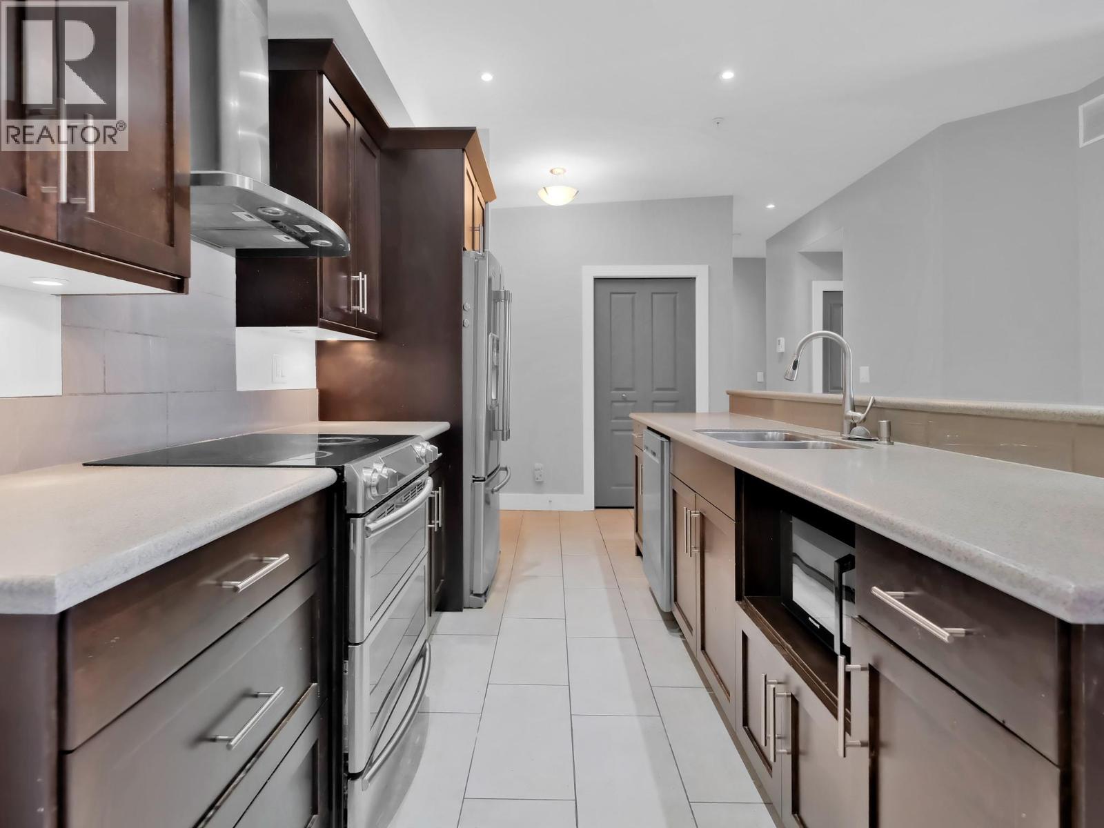 250 Waterford Avenue Unit# 311, Penticton, British Columbia  V2A 3T8 - Photo 9 - 10372779